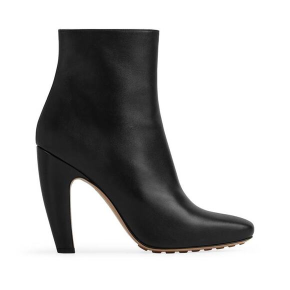 Bottega Veneta Canalazzo Ankle Boot in Black 40 - Picture 1 of 2
